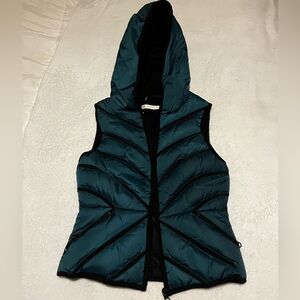 Blanc noir vest worn once